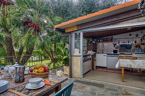 La Casetta Sull Albero 900m From the sea