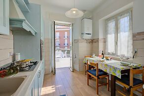 Il Giardino Di Dante Stresa Center