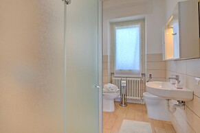 Il Giardino Di Dante Stresa Center