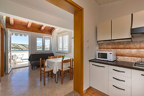 Beachfront Santa Maria 1 Apartment 4