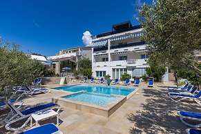 Beachfront Santa Maria 1 Apartment 4