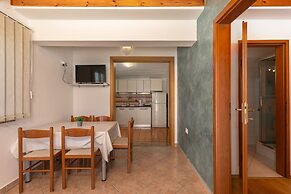 Beachfront Santa Maria 1 Apartment 4