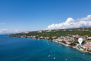 Beachfront Santa Maria 1 Apartment 4