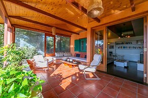 Villa Revita Kourouta Beach