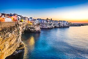 Marina Apartment 100m From Sea