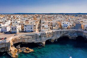 Marina Apartment 100m From Sea