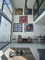 Hermes Penthouse Apartment With Mountain View