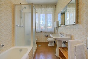 Margherita Near Lake-child Friendly