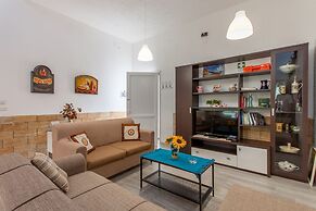 Alcamo Pool House in Alcamo Marina