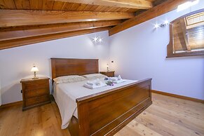 Il Lago Blu Loft With Pool