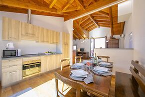 Il Lago Blu Loft With Pool