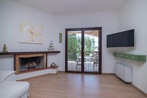 Dimora Patrizia With Pool