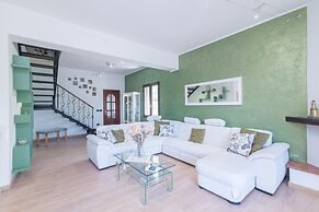 Dimora Patrizia With Pool