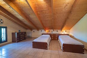 Dimora Patrizia With Pool