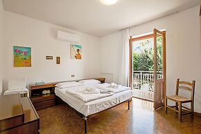 Albatros in Dro With 2 Bedrooms and 1 Bathrooms