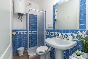 Le Dimore di Nettuno 2 With Pool