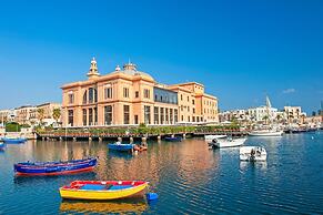 Levante Home in the Centre of Bari