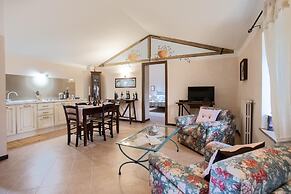 Casale Montemoro With Pool