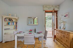 Connie s Apartment in Monvalle