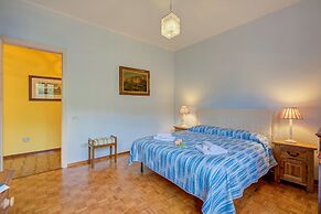 Connie s Apartment in Monvalle