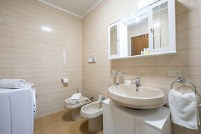 Alma - Near Lake in Salo