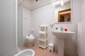 Berny 150m From Lake