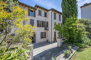 Berny 150m From Lake