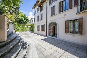 Berny 150m From Lake