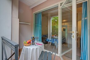 Blue Apartment Desenzano With Wifi