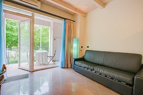 Blue Apartment Desenzano With Wifi