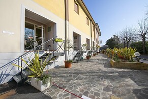 Blue Apartment Desenzano With Wifi