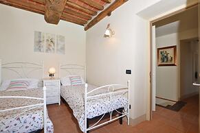 Ginepro Grillo in Camaiore