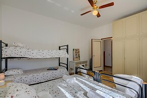 Blooming Villa Cos in Belgirate