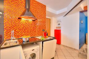 Il Suono del Mare 200 mt From sea