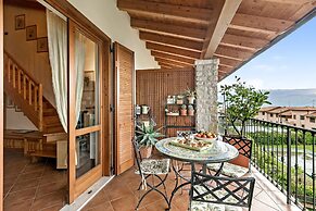 Grotten Loft in Toscolano Maderno