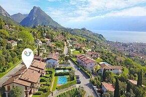 Grotten Loft in Toscolano Maderno