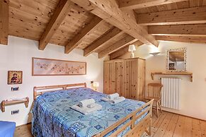 Grotten Loft in Toscolano Maderno