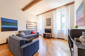 Charming Flat Next to Genoa s Aquarium