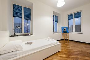 Charming Flat Next to Genoa s Aquarium