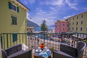 Dogana Best Lake View