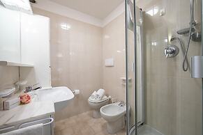 Bram La Fam 32 few Steps From Skiing