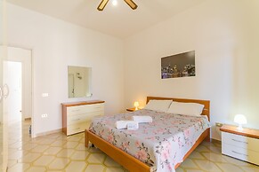 Casa del Mare With Garden Near the Beach