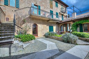 Casa Mirabella With Lake View