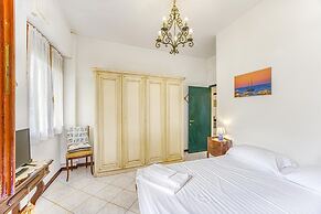 I Giardini al Mare 500mt From Sea