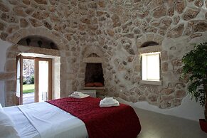 Tenuta Bouganville With Garden And Pool