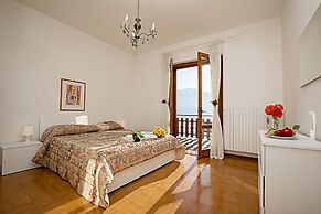 Balcone Panoramico sul Garda