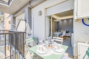 Bedo House Beach Front