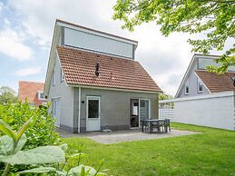Restyled Holiday Home With 2 Bathrooms, sea at 1km