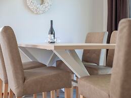 Restyled Holiday Home With 2 Bathrooms, sea at 1km