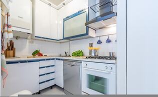 Mare 7 250m From Sea